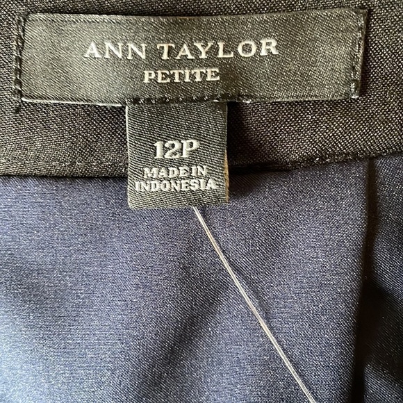 Ann Taylor Petite Zebra Jacquard Print Pencil Skirt Dark Navy/Ivory 12P - Picture 5 of 9